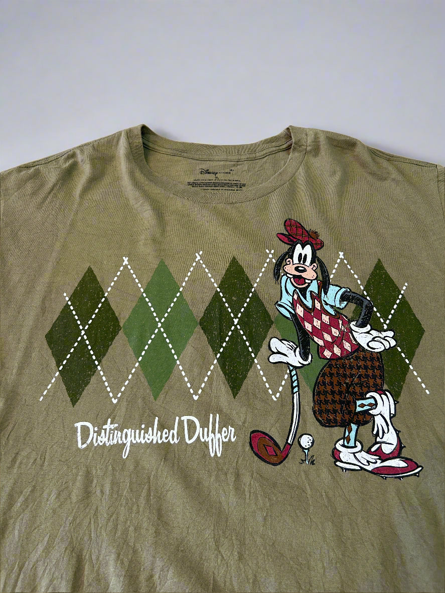 Disney Store Goofy Distinguished Duffer t shirt, XL