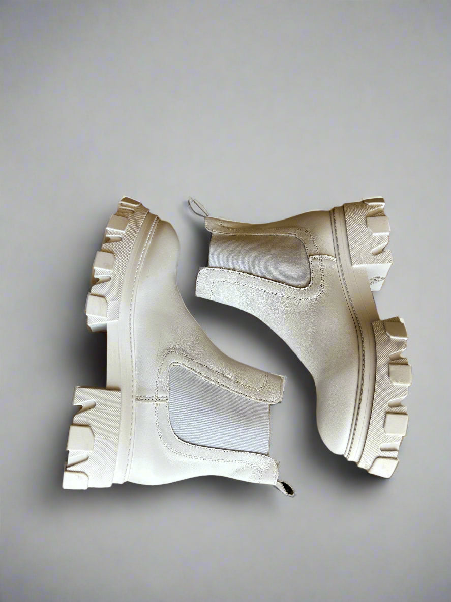Zoe Kratzmann Boots, 41