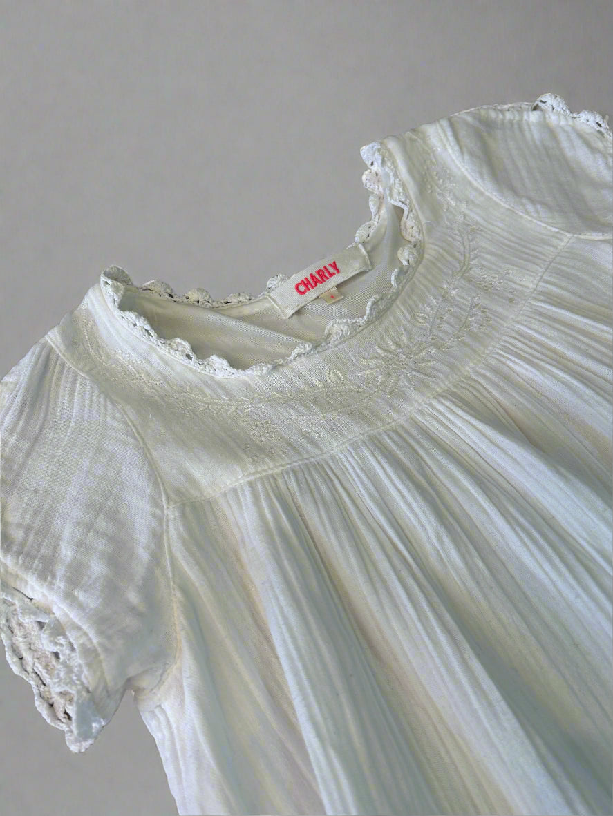 Cute top with Embroidery, 10