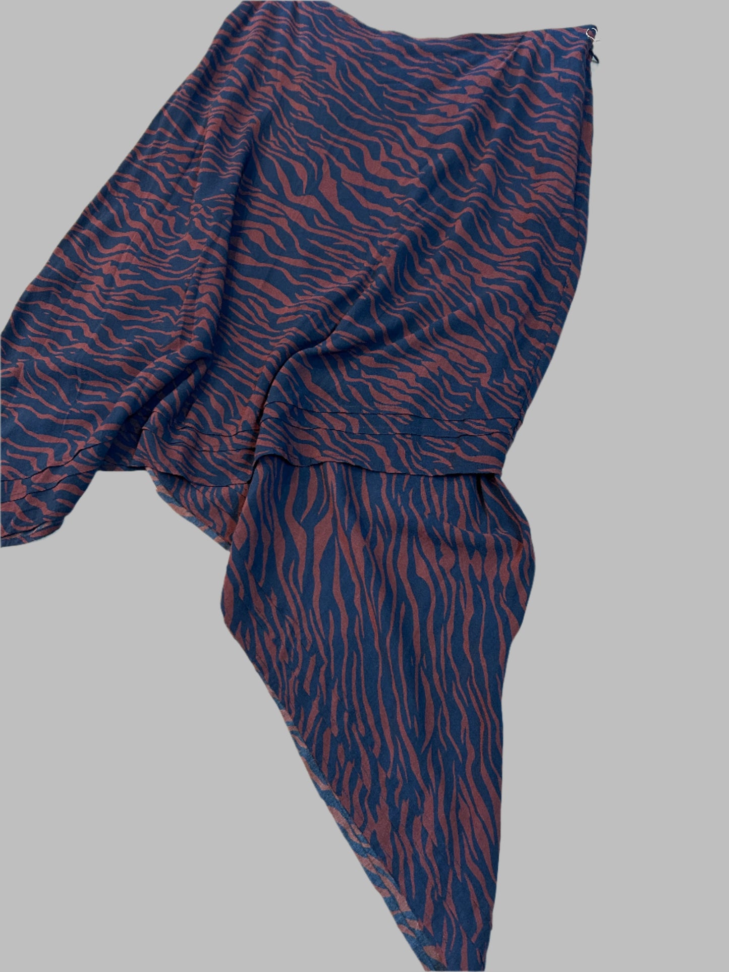 Morrison Asymetric skirt, 14