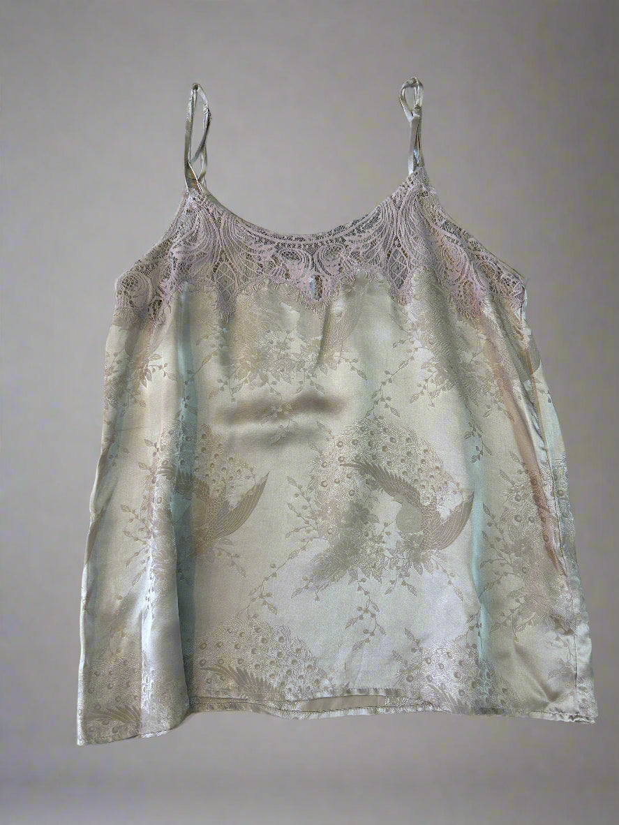 M.A. Dainty top, 12